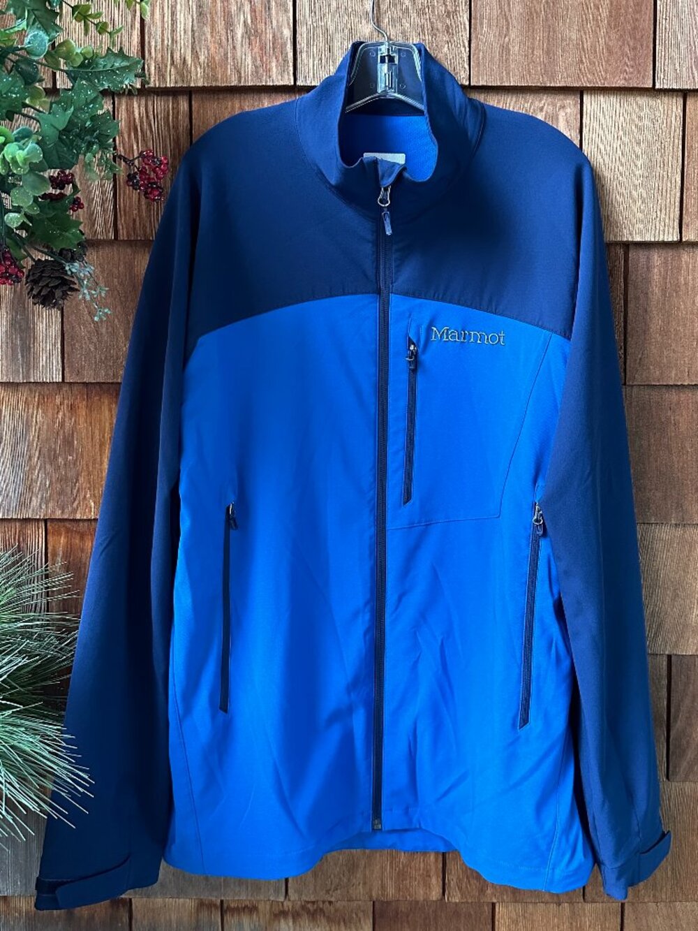 EUC Marmot Blue Lightweight Zip Front Running/Hiking Jacket in Men's XX-Large